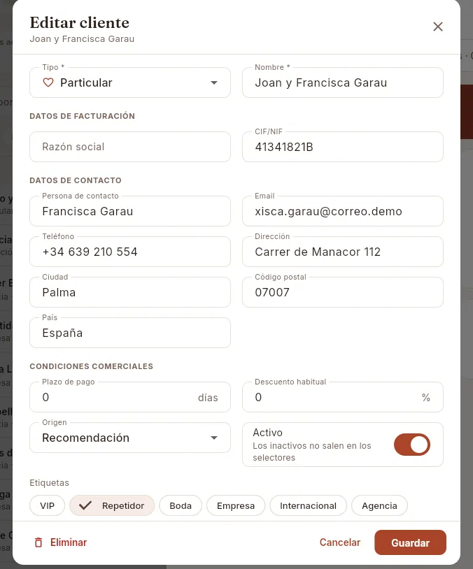 El formulario «Editar cliente» de un cliente sin eventos.