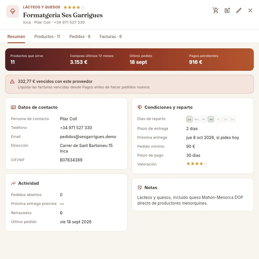 Ficha de un proveedor (Formatgeria Ses Garrigues) con facturas vencidas.